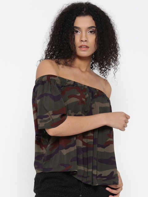 

FOREVER 21 Women Olive Green Camouflage Print Bardot Top