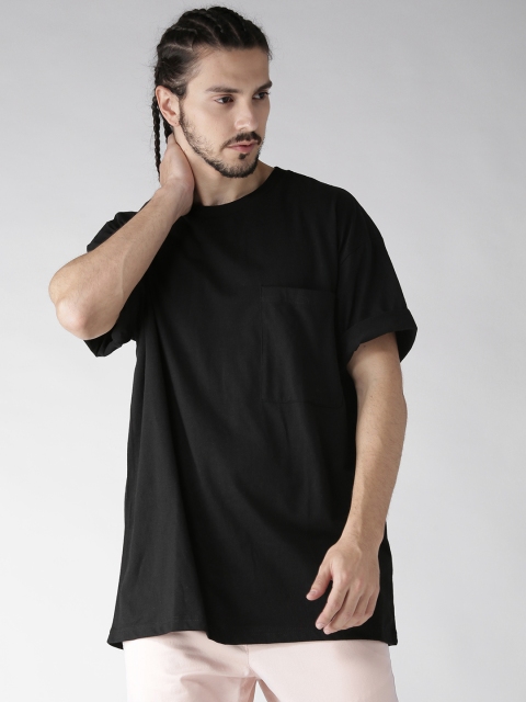 

FOREVER 21 Men Black Solid Round Neck T-shirt