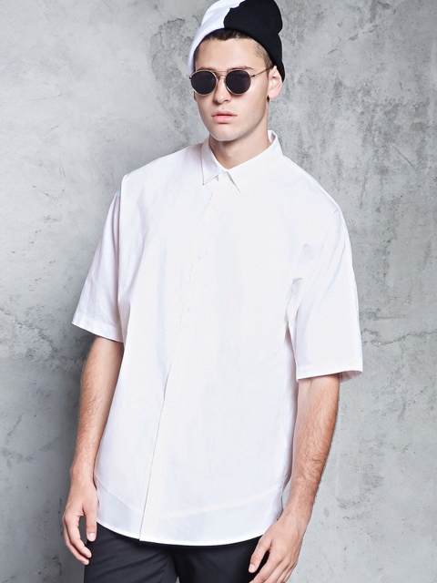 

FOREVER 21 Men White Regular Fit Solid Casual Shirt