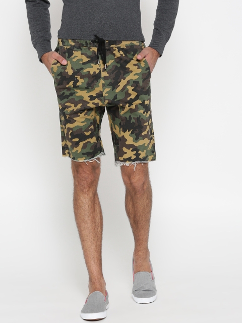 

FOREVER 21 Men Olive Green & Mustard Yellow Printed Shorts