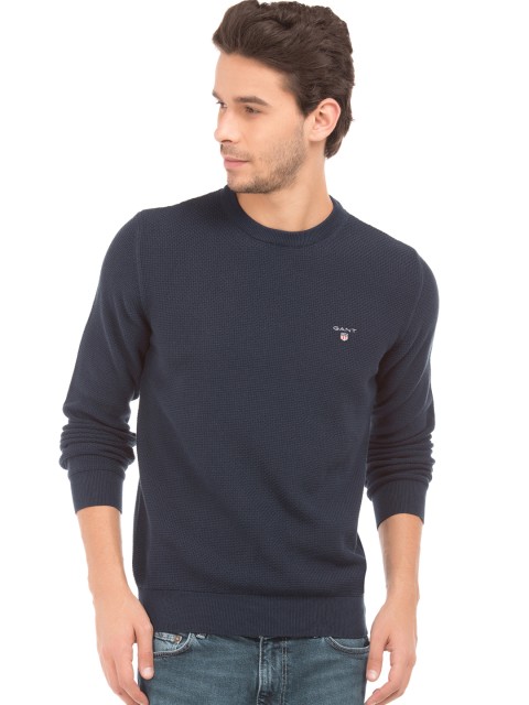 

GANT Men Blue Solid Pullover