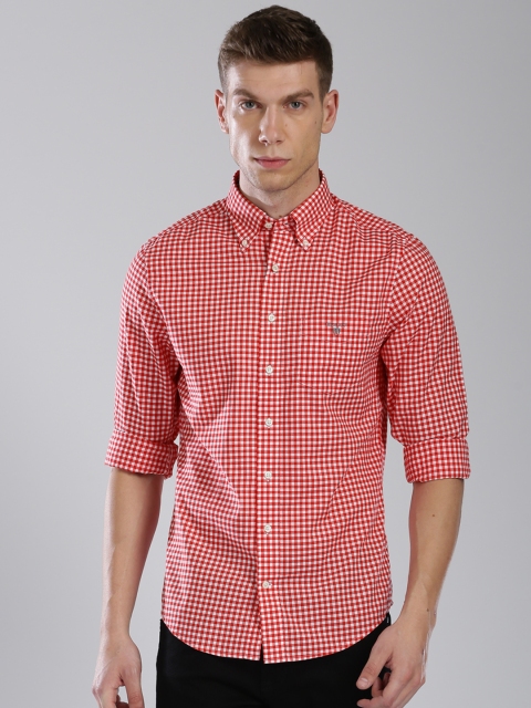 

GANT Men Red & White Regular Fit Checked Casual Shirt
