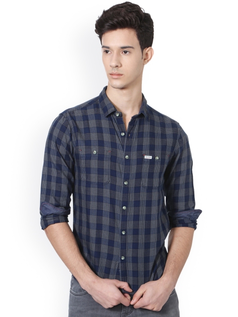 

Blue Slim Fit Checked Casual Shirt