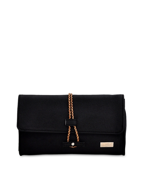 

yelloe Black Textured Clutch