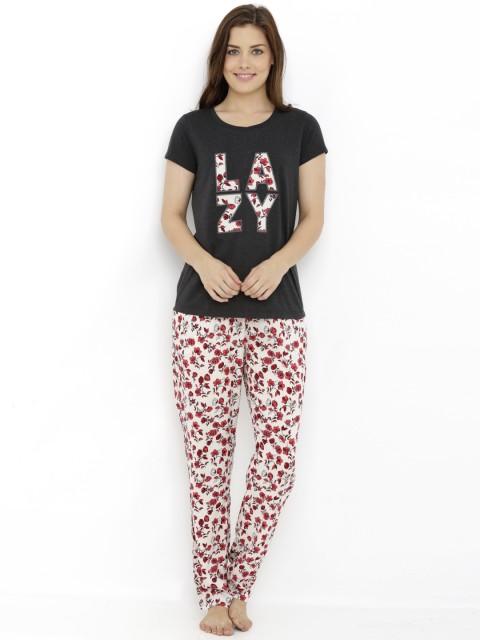 

Mystere Paris Charcoal Grey & Red Printed Lounge Set J151B