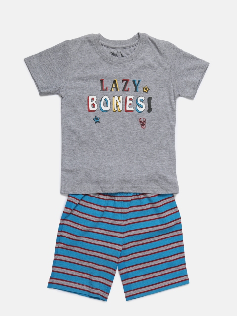 

Blue Giraffe Boys Grey & Blue Clothing Set
