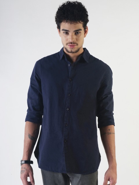 

Blue Saint Men Navy Blue Slim Fit Solid Casual Shirt