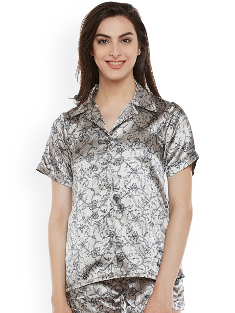 

Clovia Grey Printed Nightsuit NS0870P01XL