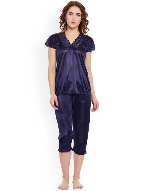 

Clovia Blue Nightsuit NSM281G08O