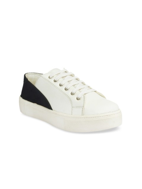 

20Dresses Women White & Navy Colourblocked Sneakers