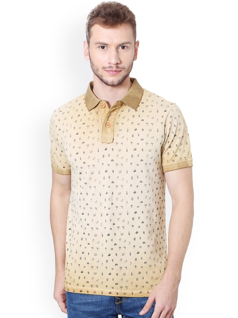 

Solly Jeans Co. Men Beige Solid Polo Collar T-shirt
