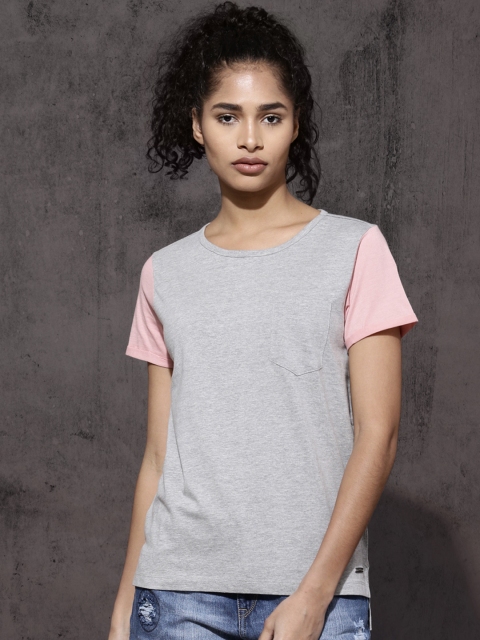 

Roadster Women Grey Solid Round Neck T-shirt