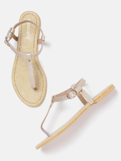 

DressBerry Women Gold-Toned Open Toe Flats