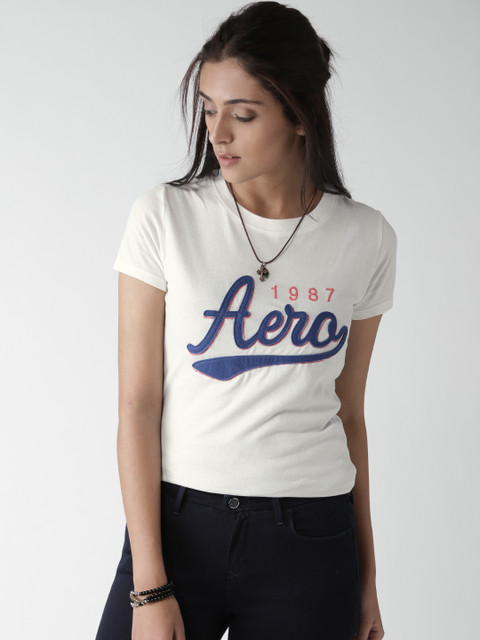 

Aeropostale Women White Applique Detail Round Neck T-shirt