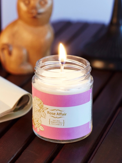 

Resonance White Rose Scented Candle