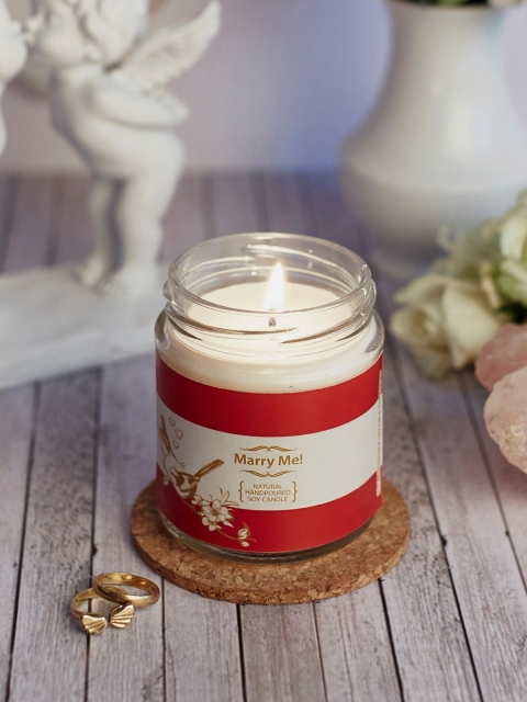 

Resonance White Marry Me! Scented Candle