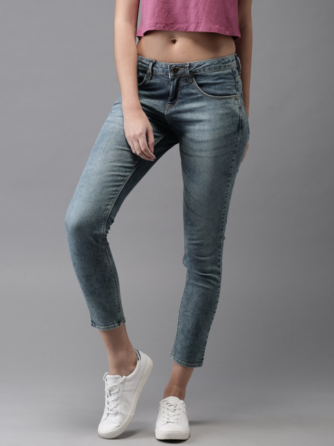 

HERE&NOW Women Blue Skinny Fit Mid-Rise Clean Look Stretchable Cropped Jeans
