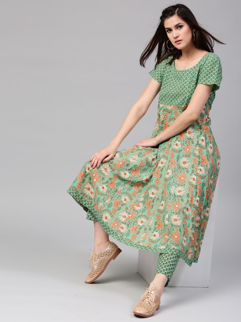 

AKS Women Green & Peach-Coloured Floral Print A-Line Kurta