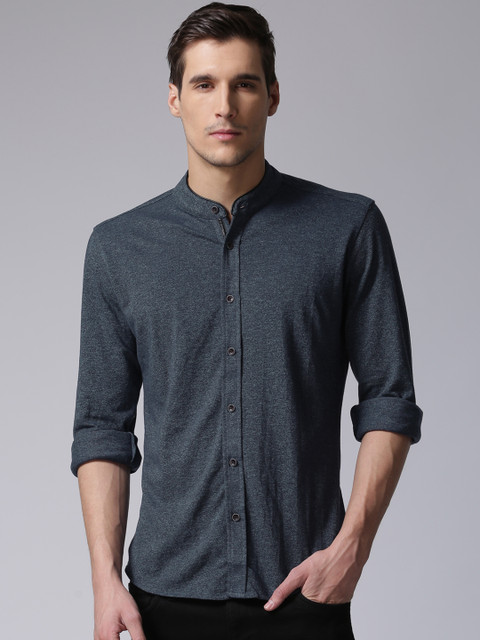 

YWC Men Navy Blue Slim Fit Solid Knitted Casual Shirt