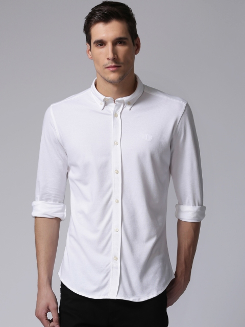 

YWC Men White Slim Fit Solid Knitted Casual Shirt