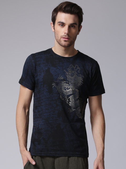 

YWC Men Navy Blue Printed Round Neck T-shirt