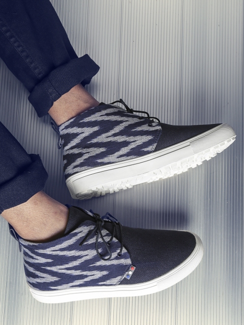 

Pepsi Men Navy Blue Printed Ltd Edition Ikat Mid-Top Sneakers