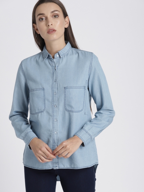 

Chemistry Women Blue Regular Fit Solid Casual Shirt