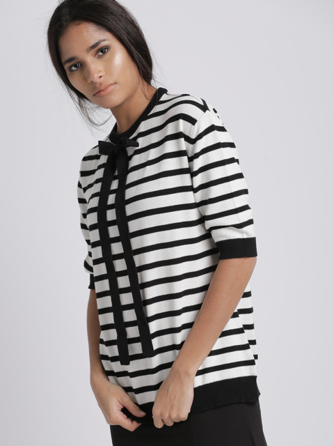 

Chemistry Women Black & White Striped Pullover