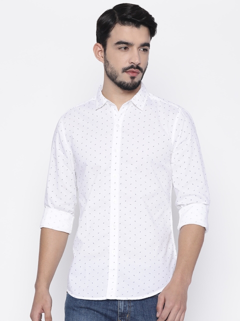 

Forca by Lifestyle Men White Slim Fit Printed Casual Shirt