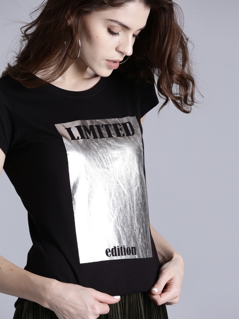 

Kook N Keech Women Black Printed Round Neck T-shirt