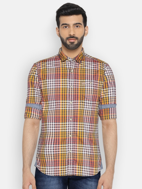 

People Men Yellow & Beige Slim Fit Checked Casual Shirt
