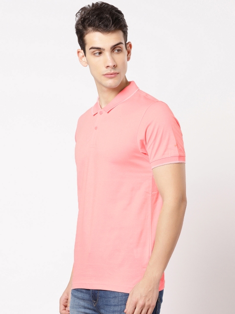 

ether Men Pink Solid Polo Collar T-shirt