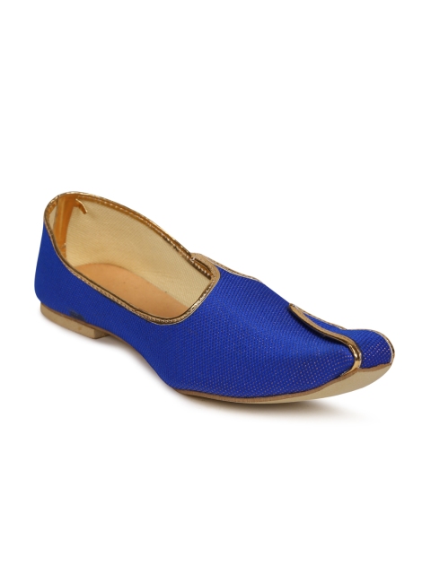 

RG DESIGNERS Men Blue Mojaris