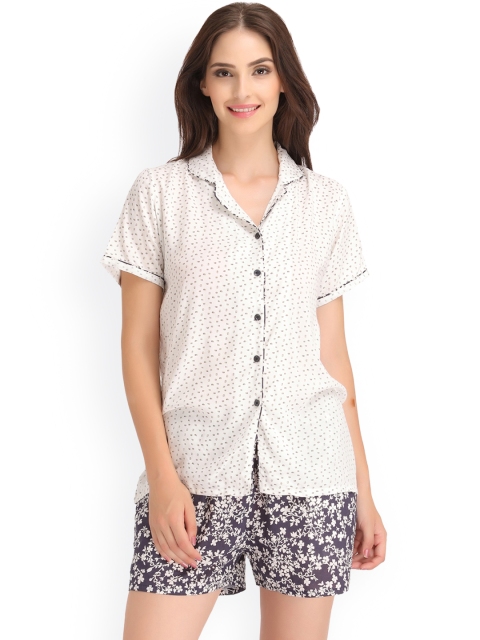 

Clovia White & Black Printed Lounge Set LS0144P18