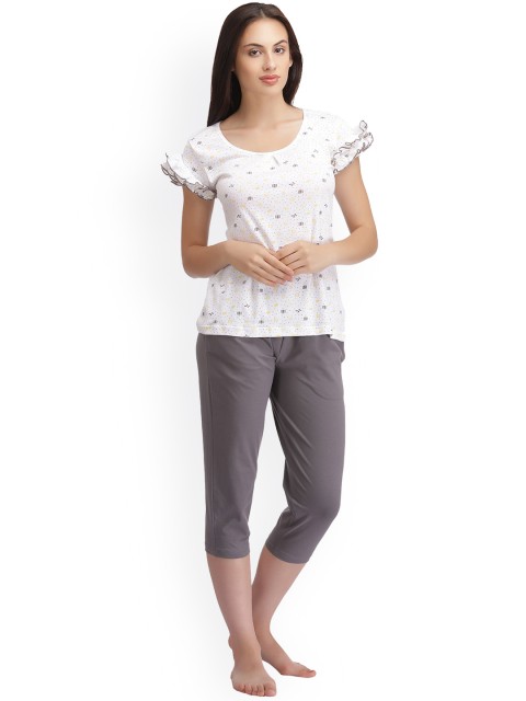 

Clovia White & Grey Printed Lounge Set LS0200P183