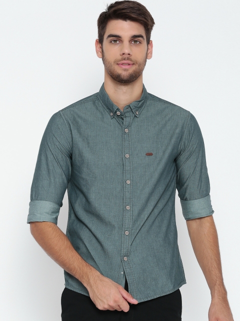 

People Men Green Slim Fit Solid Casual Shirt