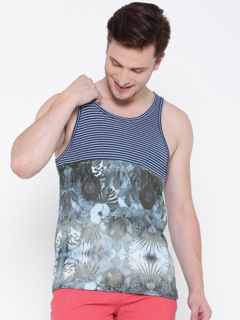 

People Men Blue Striped Scoop Neck Sleeveless T-shirt