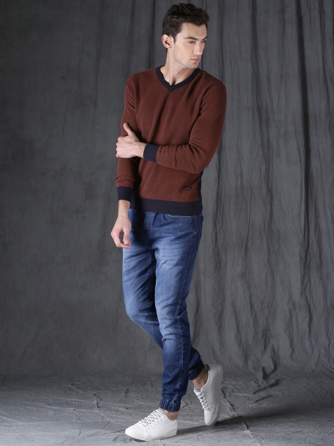 

WROGN Men Maroon Solid Pullover