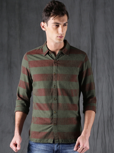 

WROGN Men Maroon & Green Slim Fit Striped Casual Shirt
