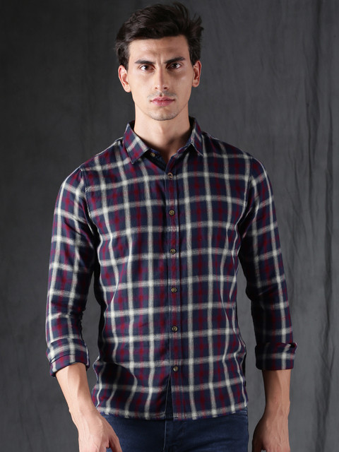 

WROGN Men Navy & Maroon Slim Fit Checked Casual Shirt, Navy blue