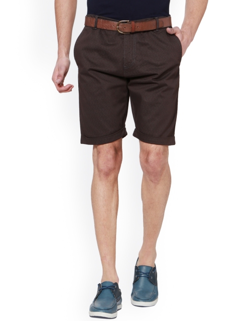 

People Men Brown Self Design Slim Fit Chino Shorts