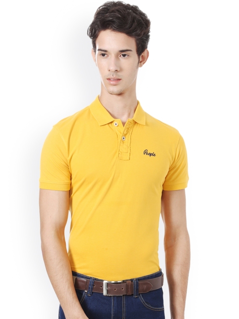 

People Men Yellow Solid Polo Collar T-shirt