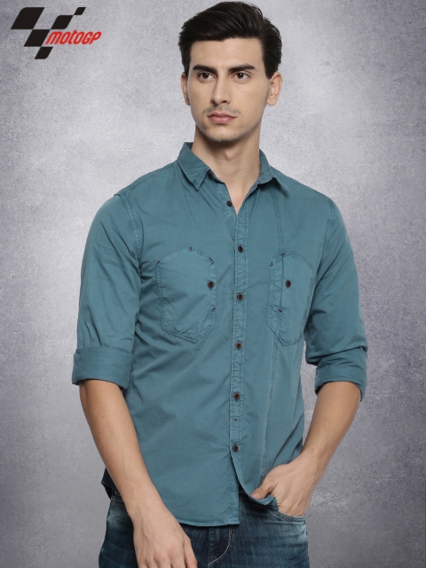 

RDSTR Men Teal Blue Slim Fit Solid Casual Shirt