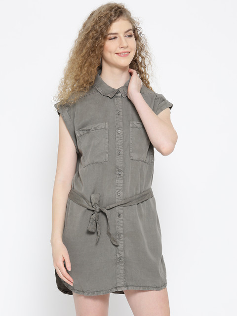 

FOREVER 21 Women Grey Solid Shirt Dress