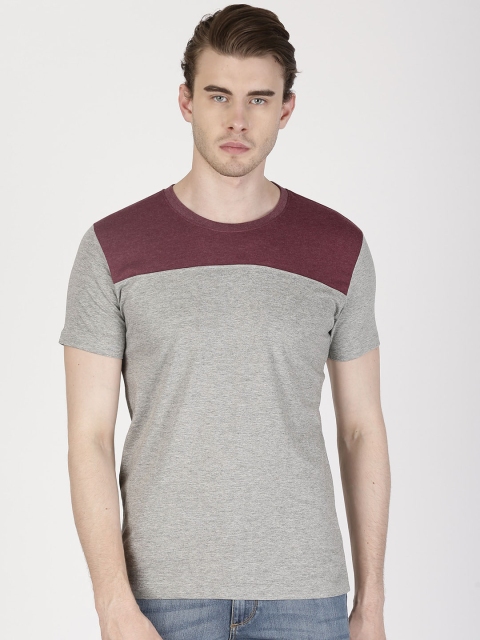 

ether Men Maroon & Grey Melange Colourblocked Round Neck T-shirt