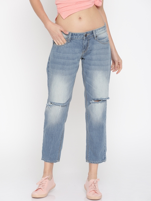 

Moda Rapido Women Blue Regular Fit Mid-Rise Cropped Mildly Distressed Jeans