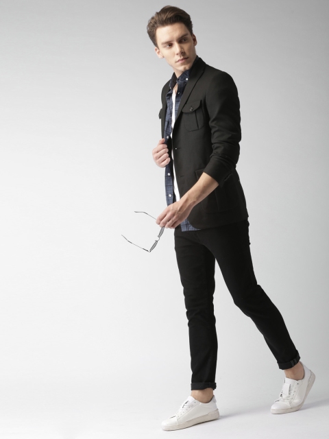 

Mast & Harbour Black Regular Fit Single-Breasted Casual Blazer