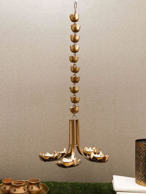 

Unravel India Gold-Toned Metal Hanging Candle Holders