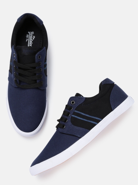 

Roadster Men Navy Blue Sneakers