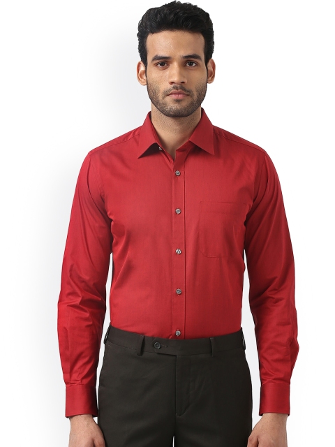 

Raymond Men Red Regular Fit Solid Formal Shirt